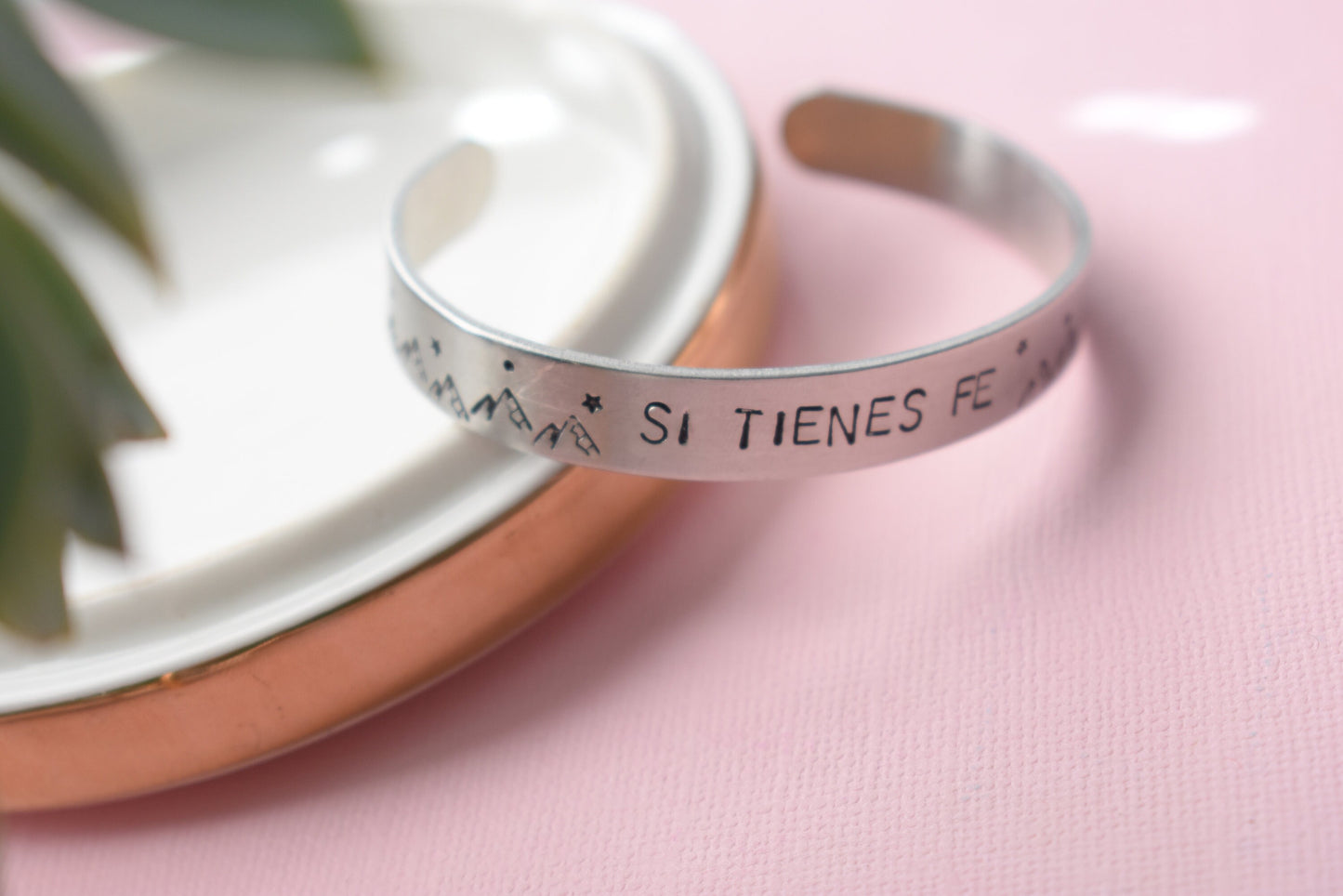 Si Tienes Fe Cuff Bracelet/Poderosos Gracias a la Fe
