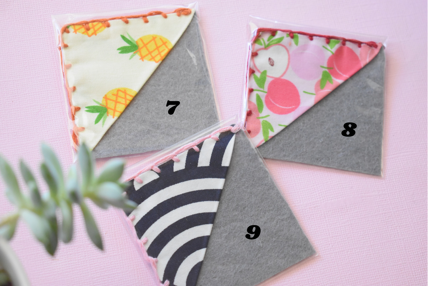 Corner Sleeve Bookmarks