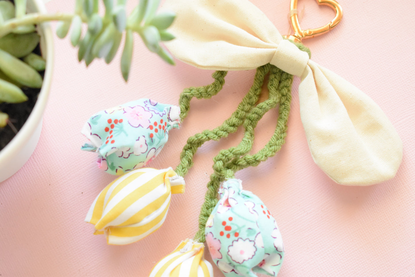 Tulips - Bag + Key Chains