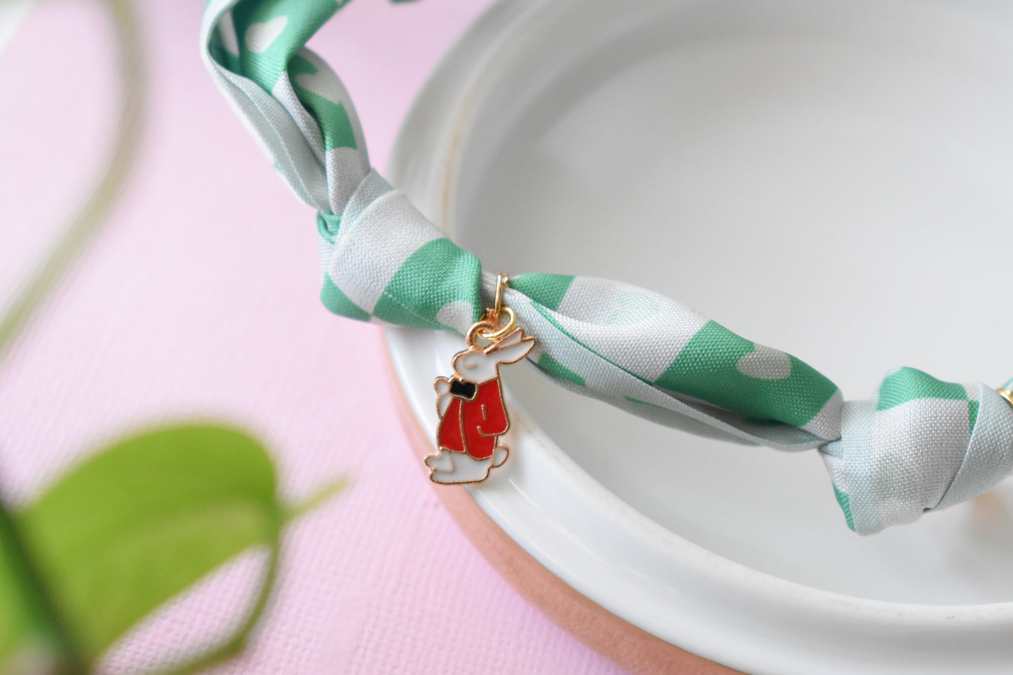 Wonderland - Scarf Charm Accessory