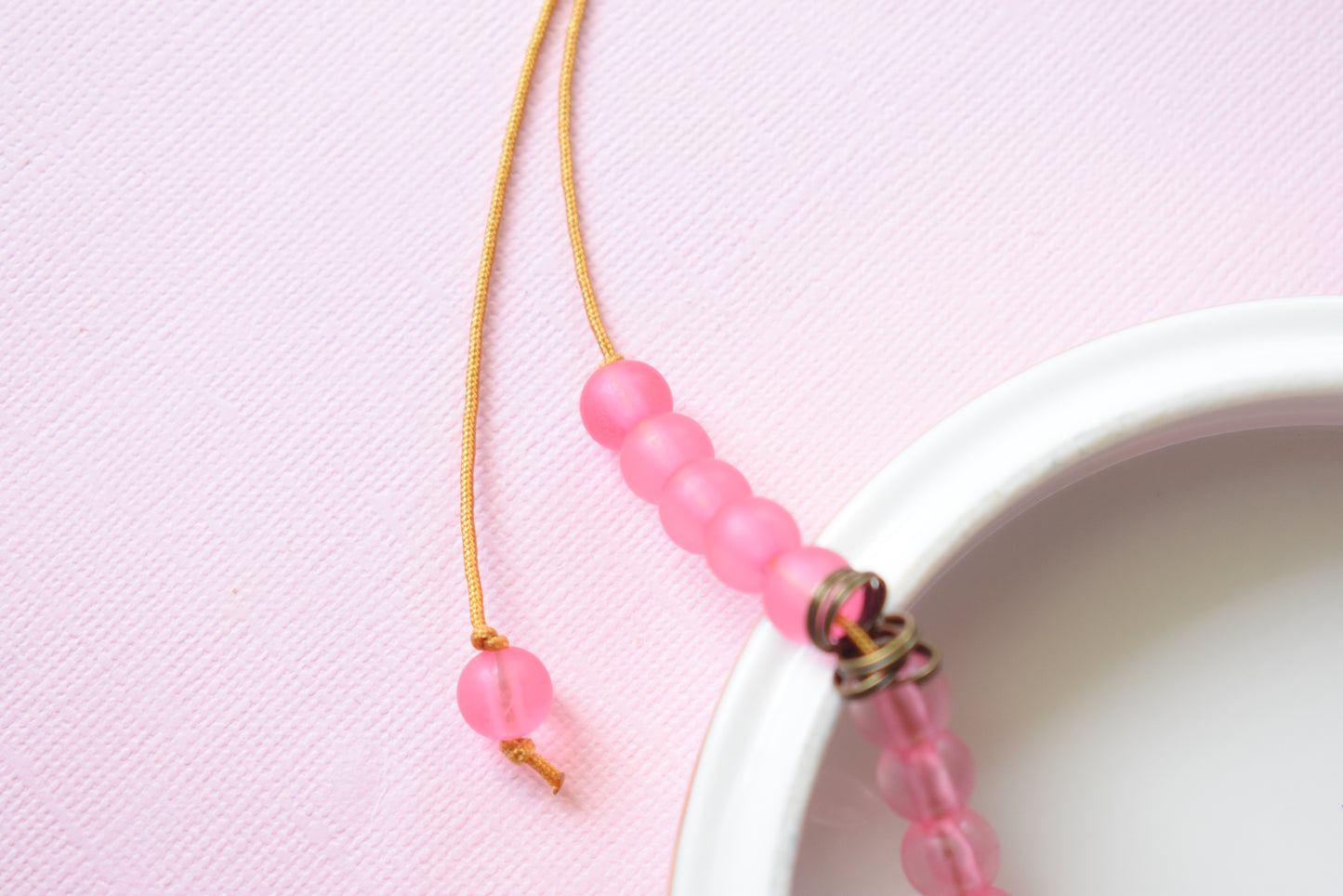 Beaded - Pull Necklace