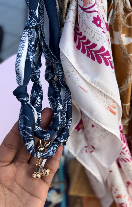 Blue Chéri - Purse/Necklace Scarf
