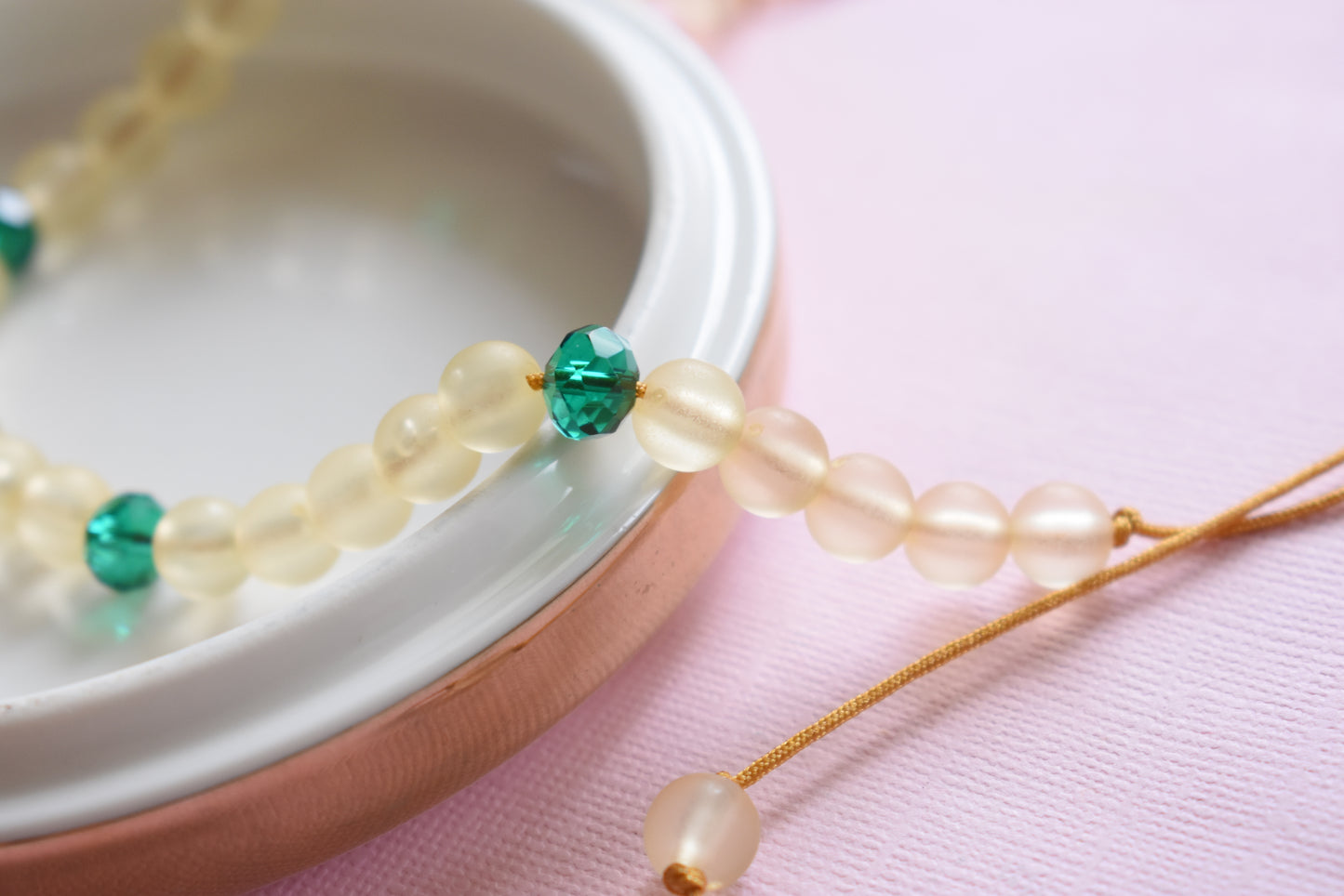 Beaded - Pull Necklace