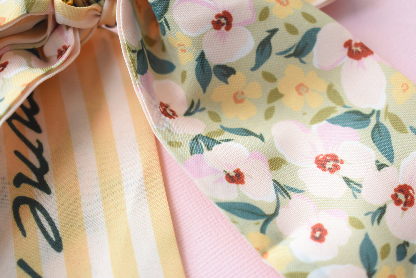 Sunny - Bag/Key Charm