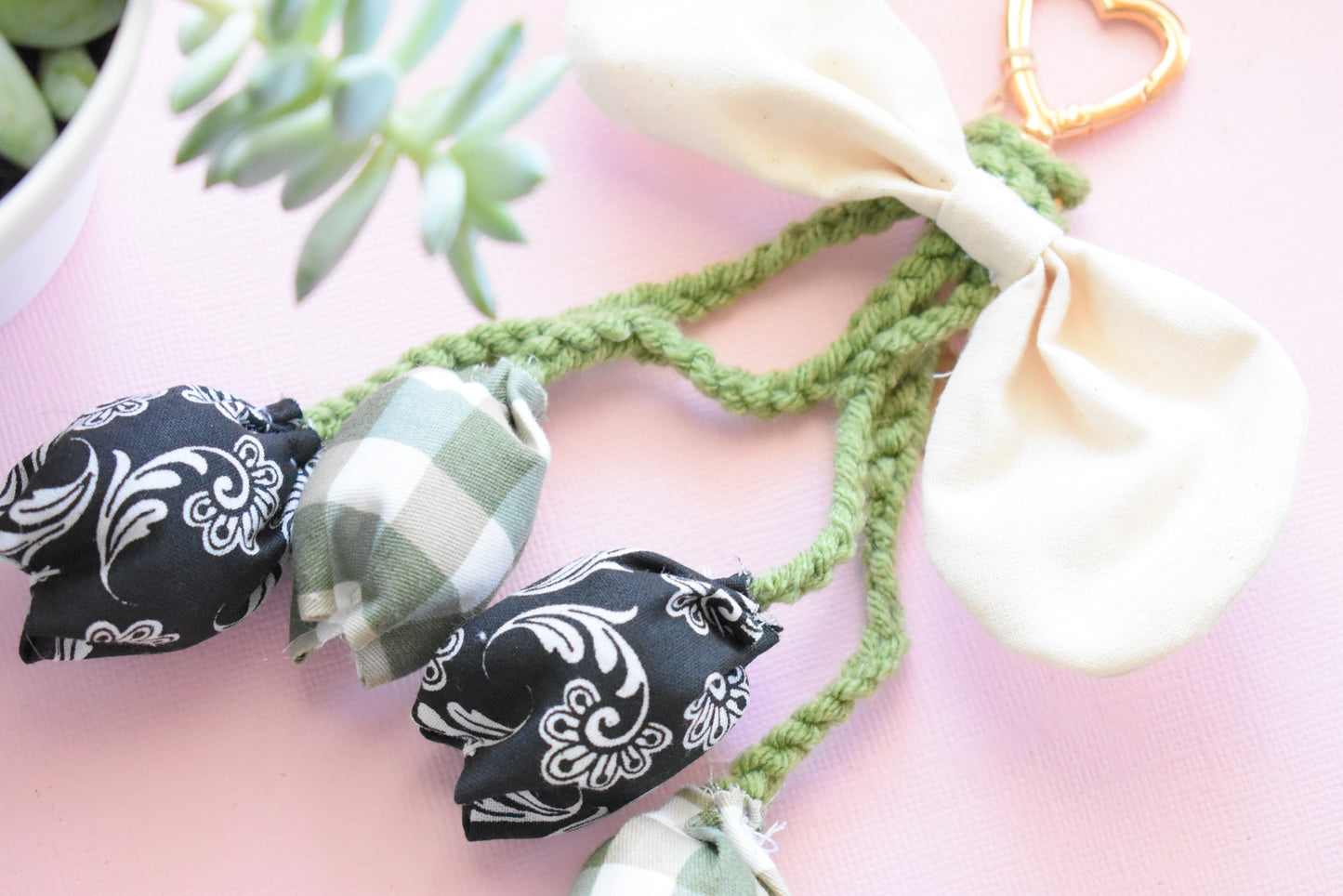 Tulips - Bag + Key Chains