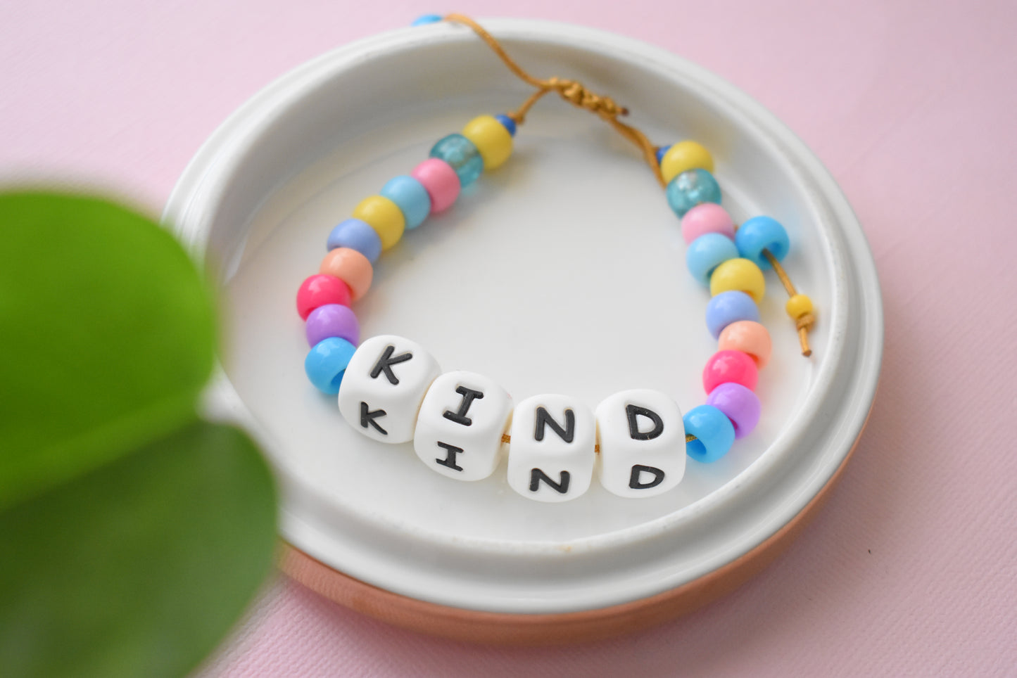 Back to School Chunky Letter Beaded Bracelet – Trendy Friendship Bracelet for Students & Teachers | Kind