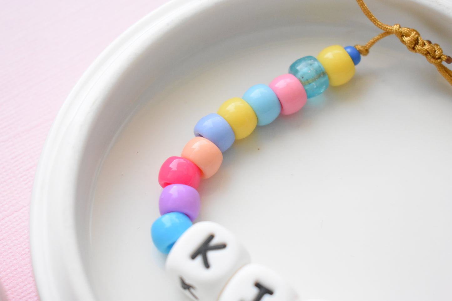 Back to School Chunky Letter Beaded Bracelet – Trendy Friendship Bracelet for Students & Teachers | Kind