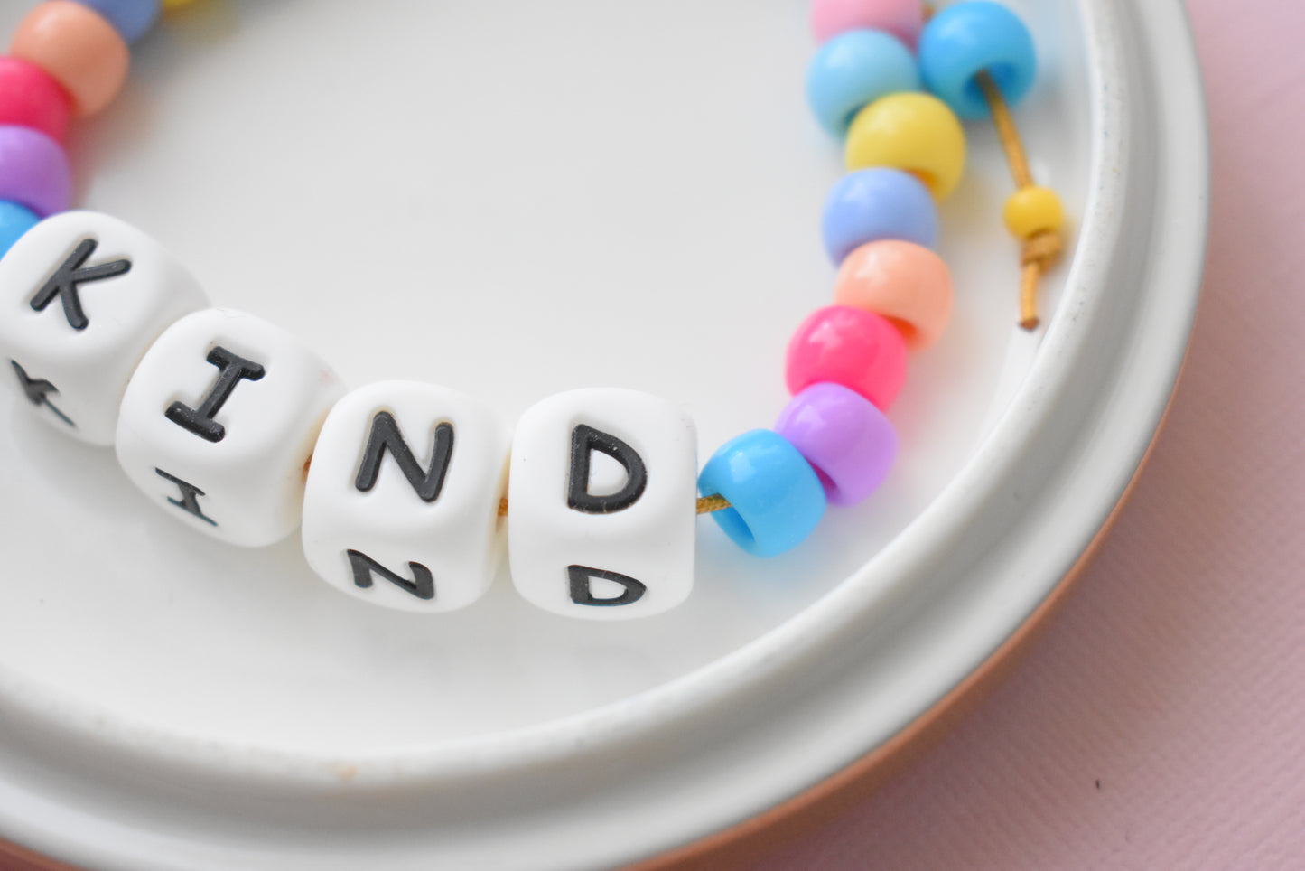 Back to School Chunky Letter Beaded Bracelet – Trendy Friendship Bracelet for Students & Teachers | Kind