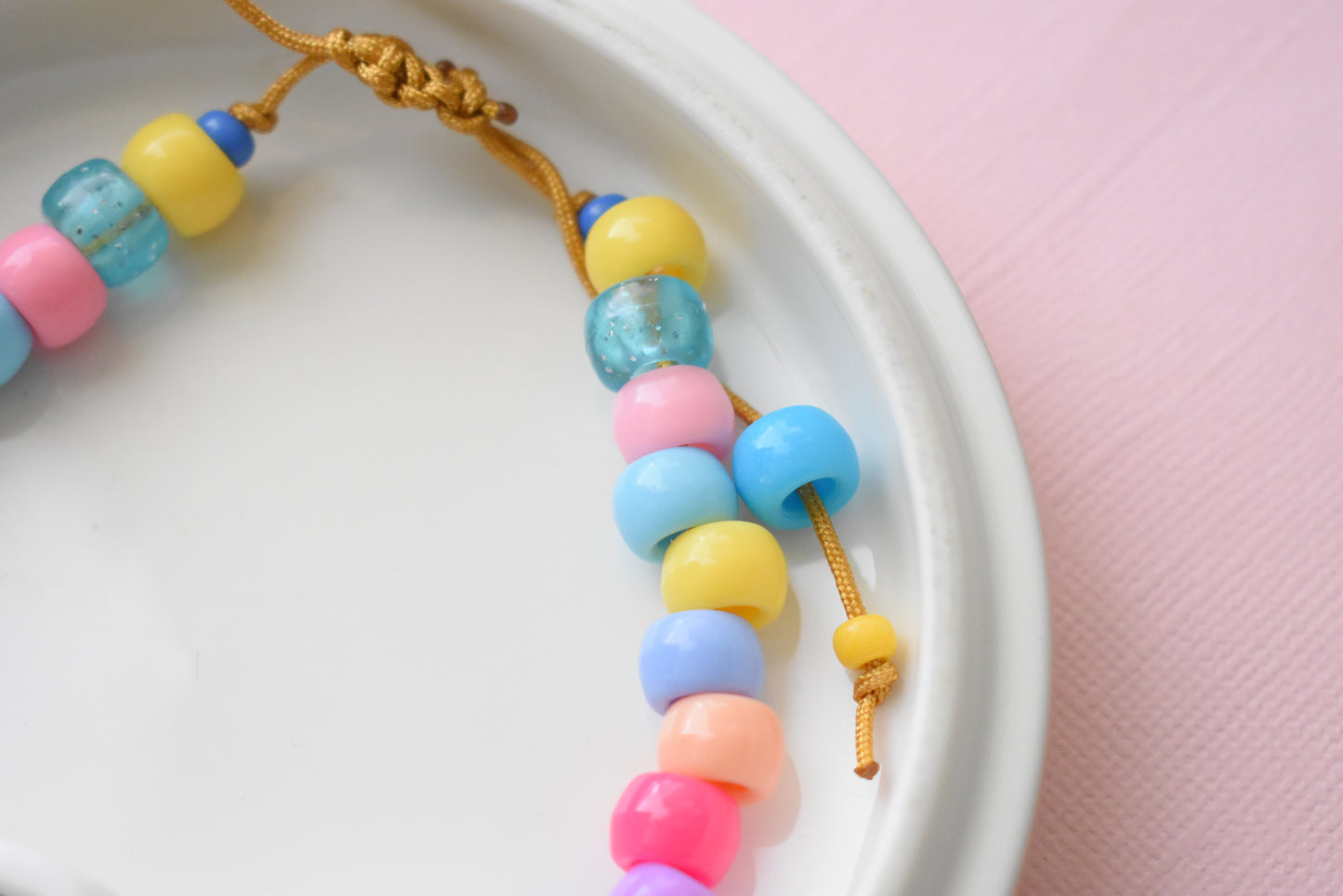 Back to School Chunky Letter Beaded Bracelet – Trendy Friendship Bracelet for Students & Teachers | Kind