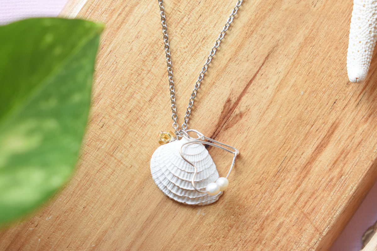 Freshwater Pearl & Shell Necklace | 30th Anniversary Pearl Jewelry
