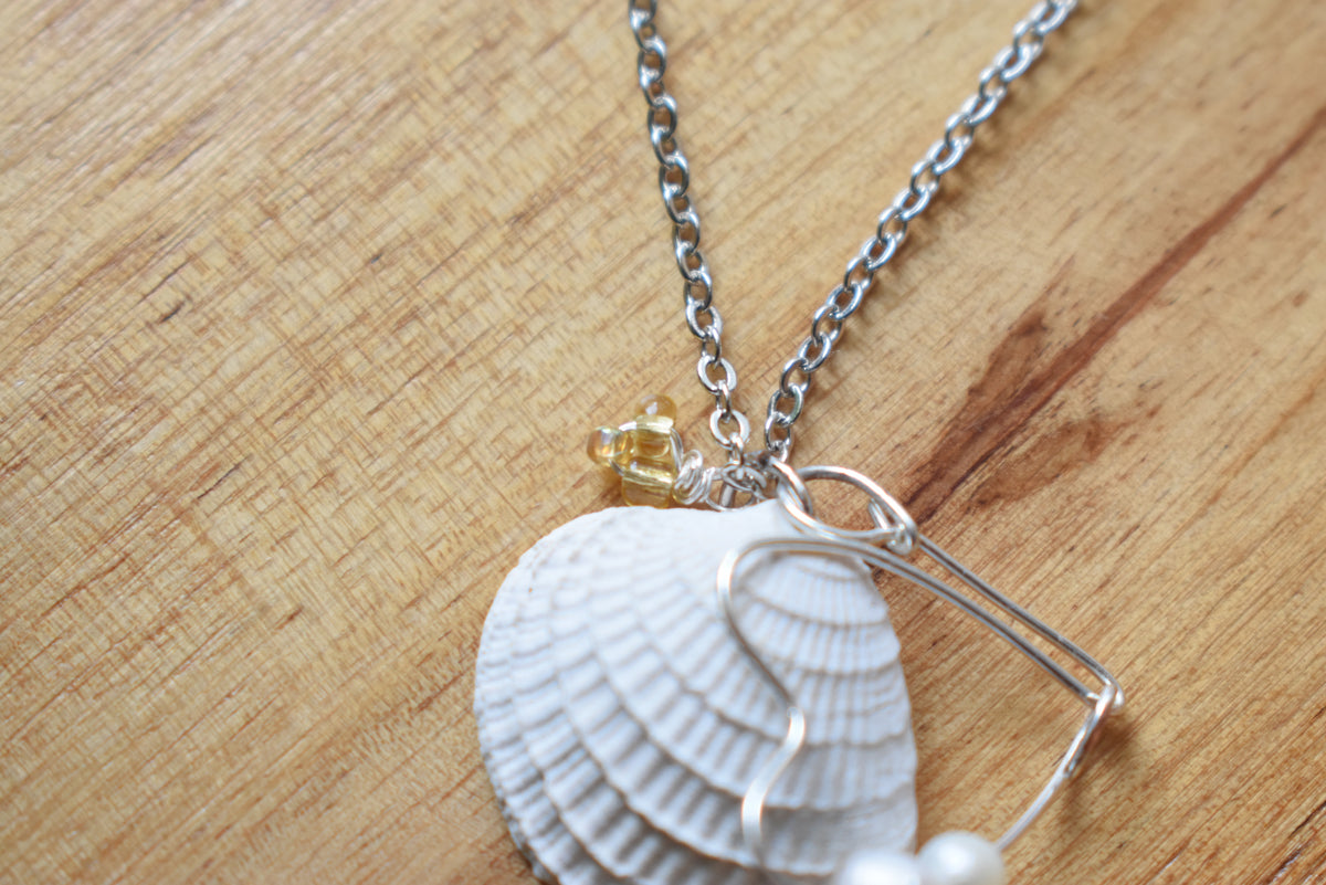 Freshwater Pearl & Shell Necklace | 30th Anniversary Pearl Jewelry