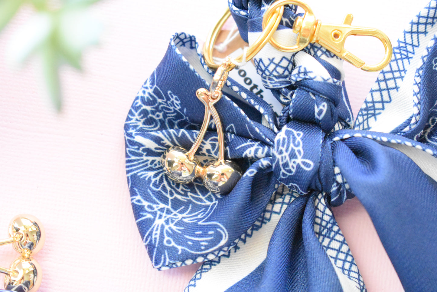 Blue Cherí - Bag + Key Chain